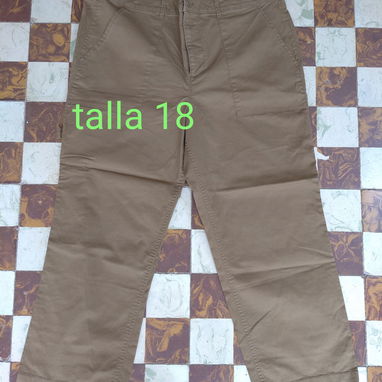 Vendo bermudas elastizados de mezclilla - Img 109759243