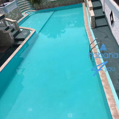 Hermosa casa con piscina.  Reservas por WhatsApp 5 8142662 - Img 120341352