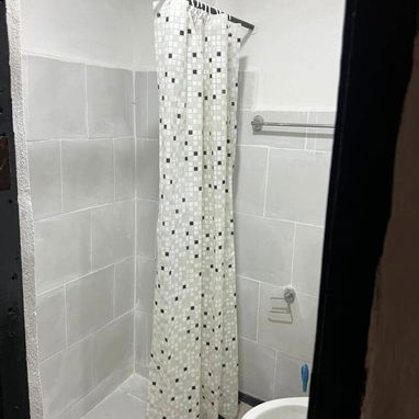 VENTA DE CASA EN CENTRO HABANA EN BUEN ESTADO Y LISTA 👌🏽🏠🗝. 22mil ajustables - 4/9