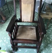 Vendo dos sillones de madera - Img 45761049