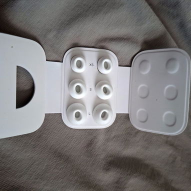 Vendo almohadillas o gomitas de airpods pro 2 - Img 121641174