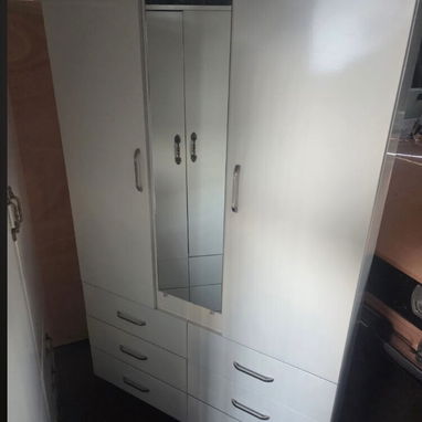 Se venden varios mobiliarios todos nuevos y garantías de 3 meses muebles camas colchones gaveteros y más transporte list - 9/10
