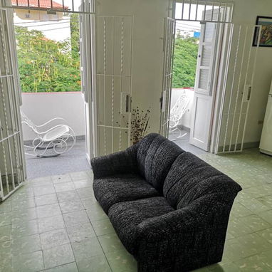 Rento hermoso apartamento en el vedado todas las condiciones - Img 122542797