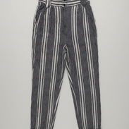 Pantalón gris de rayas blancas de mujer - Img 56356772