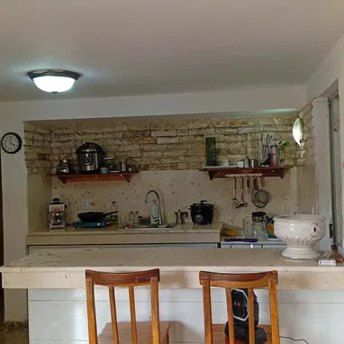 Vendo planta baja en el reparto Camilo Cienfuegos Pastorita 4 habitaciones 2baños y garage - Img 125932751
