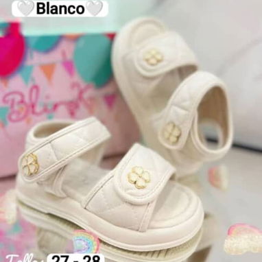 Tenis de niños  y truzas de niñas  interesado al pv #55900412 - Img 125871057