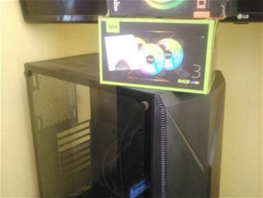 Chasis gamer con fanes RGB - Img main-image-45785254