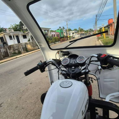 Triciclo de combustión Lifan 250cc de carga y paseo - 2/4