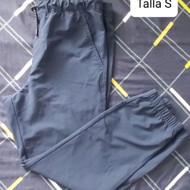 🥼👩‍⚕️Pantalón azul y blusa negra de pijama para guardia talla S y Pantalón negro talla XL - 4/4