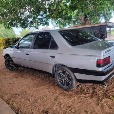 PEUGEOT 405 DIÉSEL – MOTOR XD9 🇫🇷 - 5/5