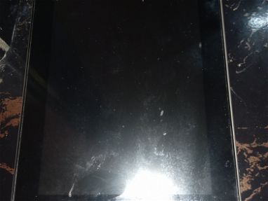 Tablet solo no tiene cargador - Img main-image