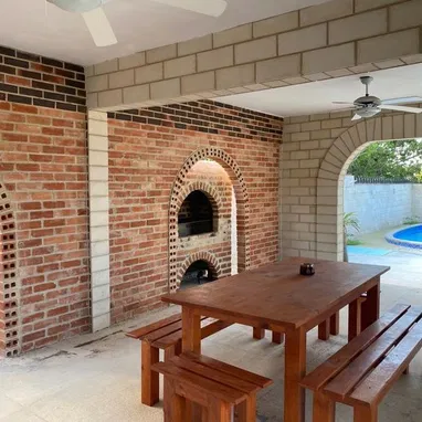 Renta casa con piscina, paneles solares, barbecue,garaje en Guanabo - Img 121468682