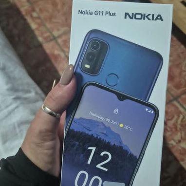 Teléfonos celulares nuevos en su caja listos para estrenar - 2/10