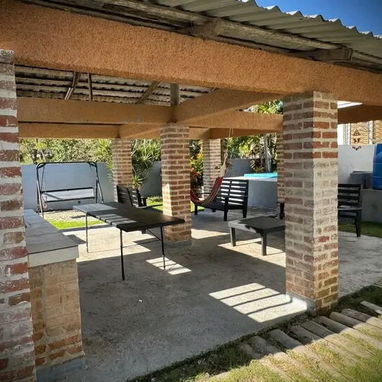 🏠 Renta de Casa En Boca Ciega. Capacidad para 9 personas. Ranchón y garage disponible.Casa con piscina para su disfrute - Img 116252633