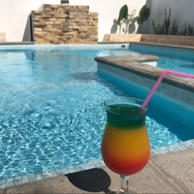 Alquiler de casa en la Playa Guanabo con piscina. Respaldo energetico - 2/3