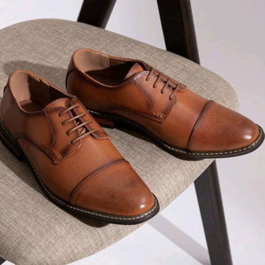 Zapatos de vestir de muy buena calidad y de diferentes modelos   65 USD somos de Boyeros tenemos mensajería por un costo - 9/10