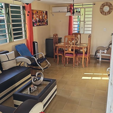 Se vende Casa 🏡 En el Capri (Arrollo Naranjo ) - 7/10