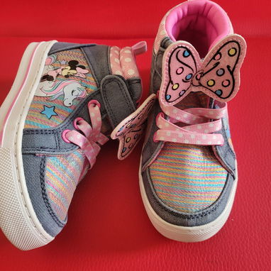 Sandalias y tenis - Img 123213188