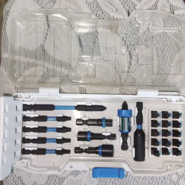 Kit de Herramientas de Atornillador Eléctrico - 2/3