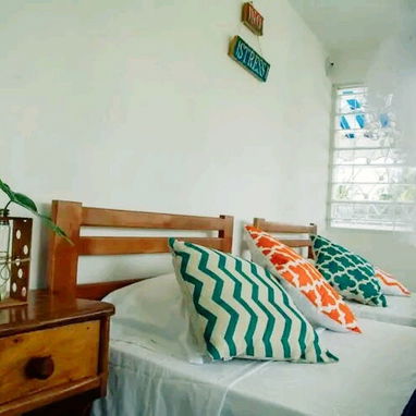 🏠 Casas de Renta En Boca Ciega. Ubicada a 4 cuadras de la playa. Tiene Planta Eléctrica - Img 116290666