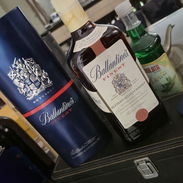 Selección Exclusiva de Rones, Licores y Vinos importados - Img 57092815