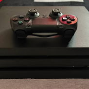 VENDO CONSOLA PS4 PRO PIRATEADO LLENO DE JUEGOS BUENOS Y MODERNOS TRAE DOS MANDOS LLAMA O ESCRIBE - Img 55788112