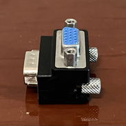 🖥️ Adaptador VGA (macho) a VGA (hembra) de 90 grados (NUEVO) - Img 53658383