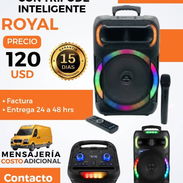 BOCINA INTELIGENTE CON TRIPODE ROYAL - Img 55244183