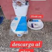 Juego de baños pequeño los precios están en las fotos trabajamos con servicio de mensajería para toda la habana - Img 57976582