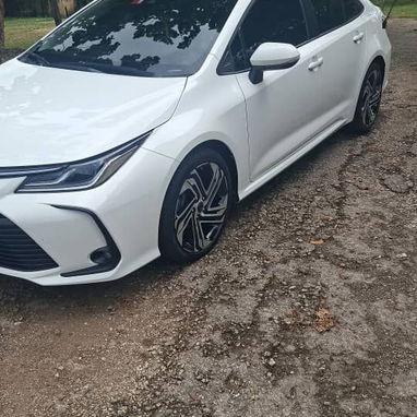 Se vende Toyota corolla año 2023 soy el dueño - Img 125474926