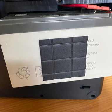 BACKUP/UPS DE PC CON 12 TOMAS 1000VA 600W, ENTREGA DE FACTURA. VARIEDAD DE TECNOLOGÍA, ELECTRODOMÉSTICOS, ETC - Img 111684256