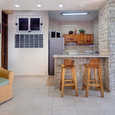 Apartamento de lujo en el corazon del Vedado. No se va la luz! - Img 108893748