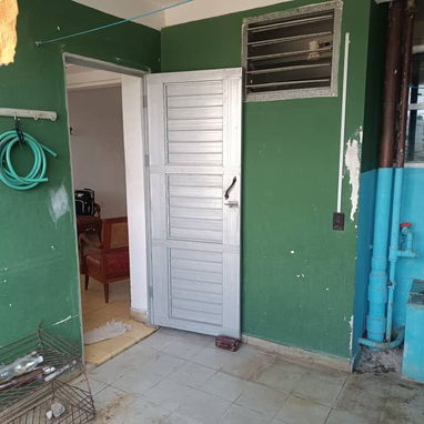 Se vende Apto 3 piso Micro1. Consta de sala-comedor, 2 cuartos con closet, baño moderno, cocina y terraza amplia, ☎ etc - 3/10