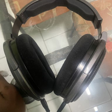 Audífonos senheiser HD 650, interfaz Steinberg ,micrófono condensador akgc214 - Img 121395289
