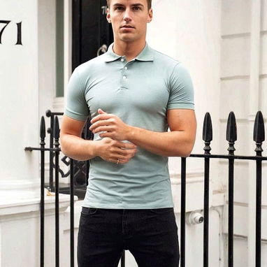 Polos blancos para hombre , verdes ,negros ,gris y estampados - Img 72998183