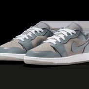 Zapatillas Air Jordan 1 Low en tonos grises con acabado brillante - Img 56855719