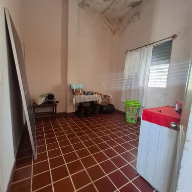 ¡Oportunidad Única! Propiedad en El Vedado cerca de Calle 23 y 12 con estilo capitalino de los años 20 – $28 000 USD  ✨ - 6/9