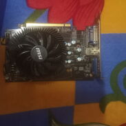vendo Radeon HD 6770 1 GB GDDR5 70 de banda - Img 45464507