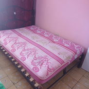 Cama camera de tubo y colchón de muelle - Img 58175237