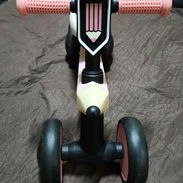 Vendo Bicicleta de balanceo para niños hasta 3 años - Img 58234030