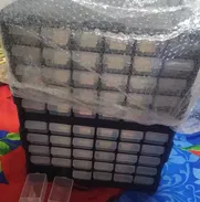 VENDO 2 ORGANIZADORES DE 60 GAVETAS, ESPECIAL PARA ORDENAR SU NEGOCIO. - Img 49984673