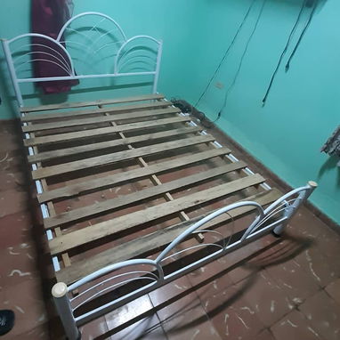 Camas de tubo listas para entregar - Img 125378800