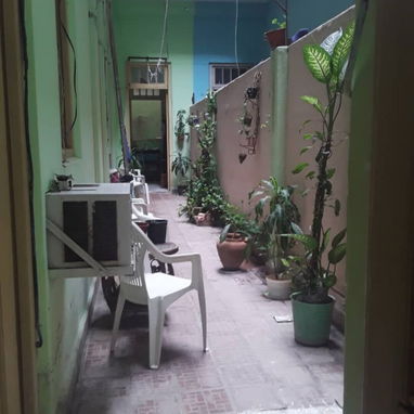 Vendo, en Centro Habana, vivienda en bajos, 3/4 reales y 3 baños. 58711030 Adis - Img 117490982