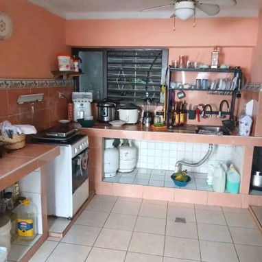 CASA EN BAJOS DE UN BIPLANTA 🏡🏡🏡 Propiedad ubicada en el Casino deportivo cercana al Mónaco - 9/9