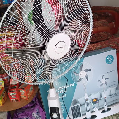 Ventiladores Recargables de 18" con panel - Img 118401484