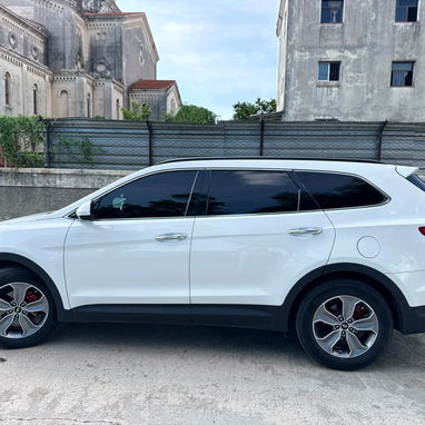 Hyundai Santa Fe 2017 automático - 2/2