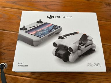 Drone con cámara DJI Mini 3 Pro (con control remoto RC y extras) Nuevo - Img main-image-45603916