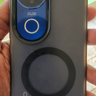 Vendo este teléfono marca Vivo V50 gama premium - 2/2