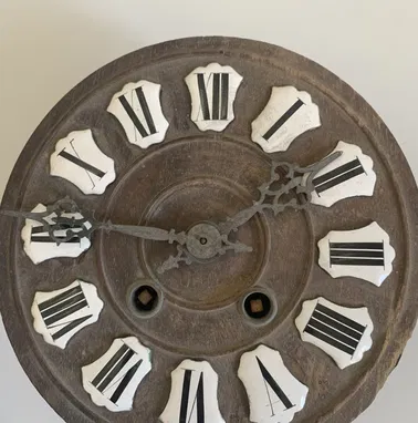 Reloj muy antiguo de pared. Objeto de colección - Img 81019197