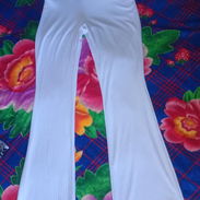 pantaloneta blanca - Img 58039991